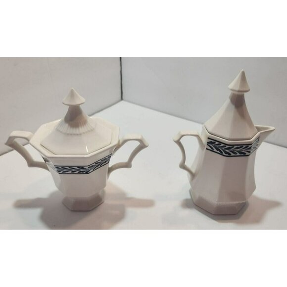 Vtg Independence Ironstone Castleton Japan "Blue Tulip" Sugar Bowl And Creamer - Picture 4 of 13